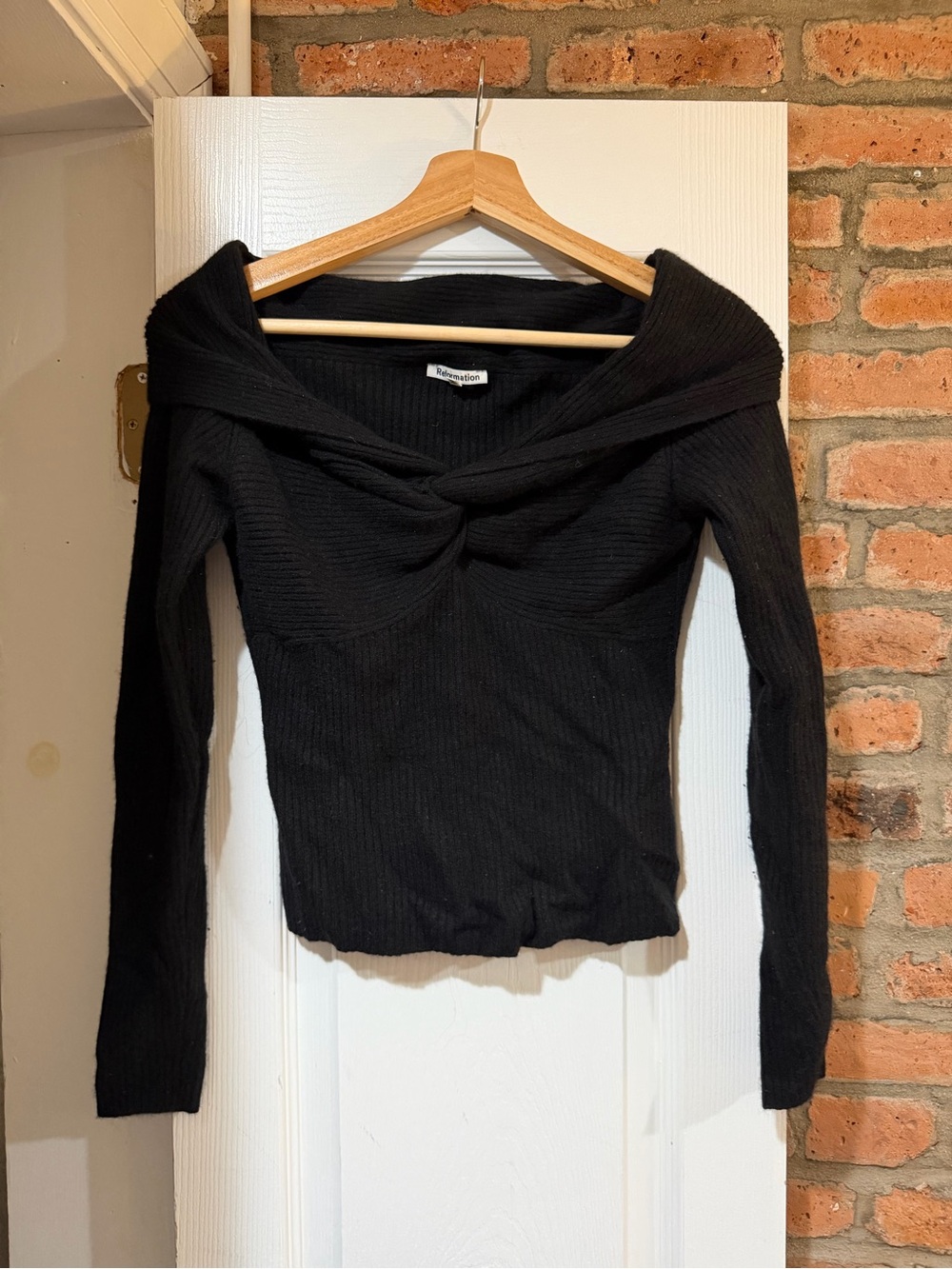 Reformation Black Ribbed Off-Shoulder Sweater 100% Cashmere